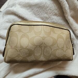 Coach Signature Cosmetic Pouch - Logo Print In Beige